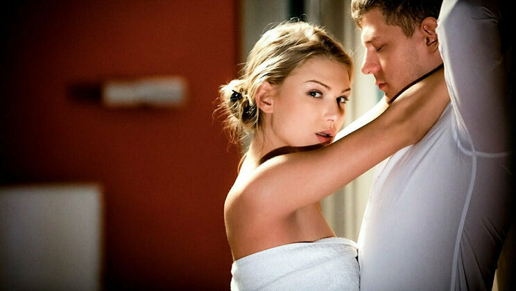 [SexArt] - Russian Couple's Intimate Kissing Session - Lucy Heart - Michael Fly