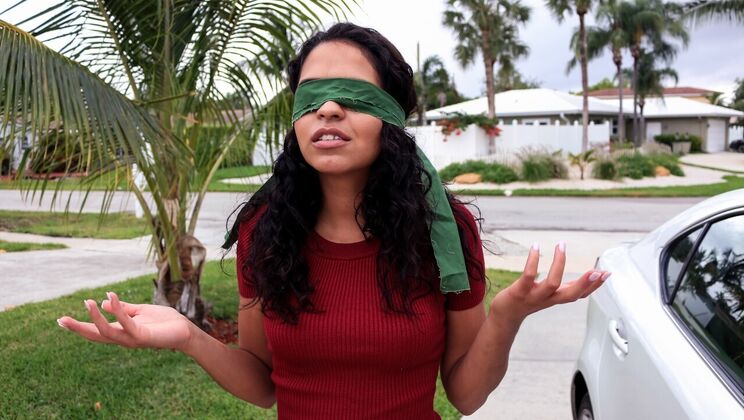 Vienna Black's Surprising Blowjob