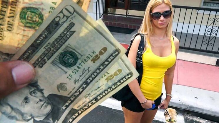 Big Assed Blonde Coco Blue Gets Handjob