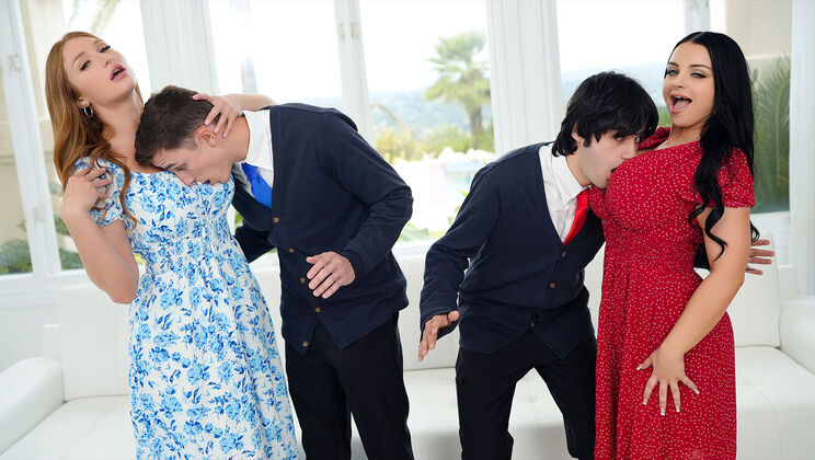 [MomSwap] - Handjob Heaven Swap - Skylar Snow - Payton Preslee - Elias Cash - Parker Ambrose