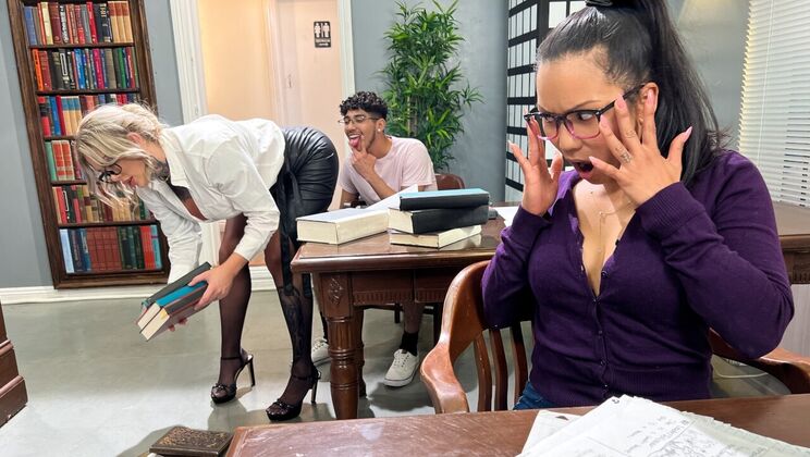 [LilHumpers] - Skirt Lifted: Latina Bombshell Christina Savoy Fucks Diego Perez