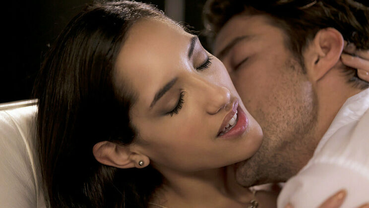 [SexArt] - Nipples and Piercing: Chloe's Erotic Allure - Chloe Amour - Jay Smooth