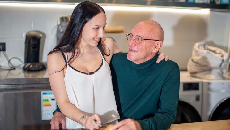 [Oldje] - Asking For It Deep - Bella Angel - Luc B