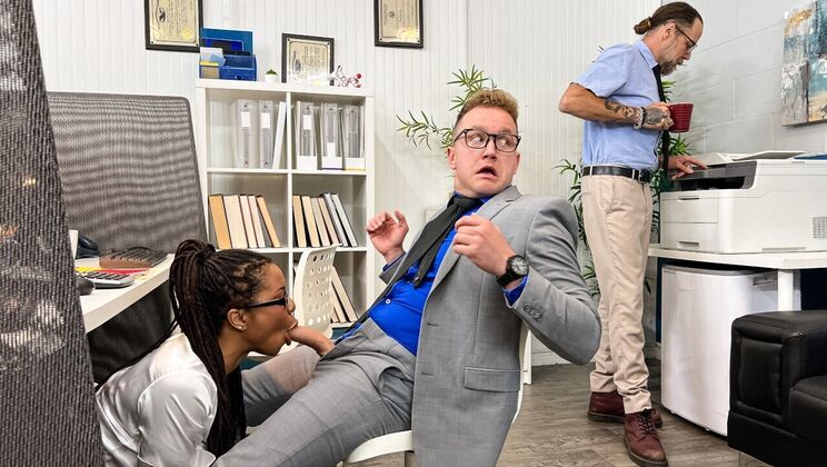 [WorkMeHarder] -  Short Hair, Big Personality, Big Tits - Kira Noir - Van Wylde