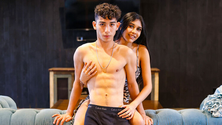 [HotGuysFuck] - Johnny Ortega's Midnight Date with Reina Heart - Reina Heart - Johnny Ortega