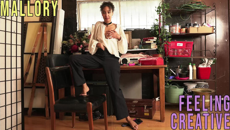 [GirlsOutWest] - Creative Brunette Mallory Plays Alone - Mallory