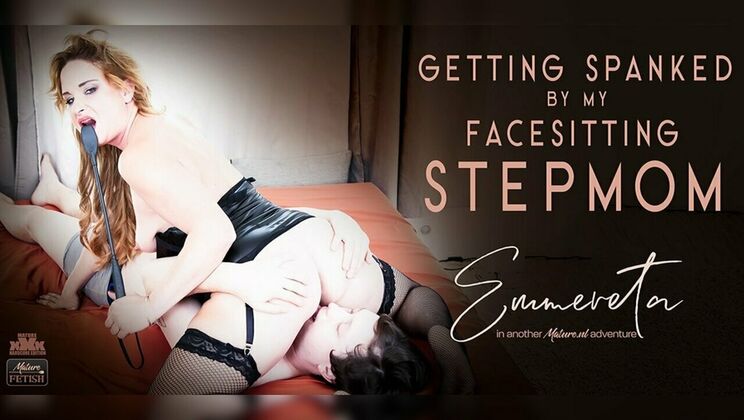 [Mature.nl] - Facesitting and Spanking with 45-Year-Old Czech MILF Emmereta
