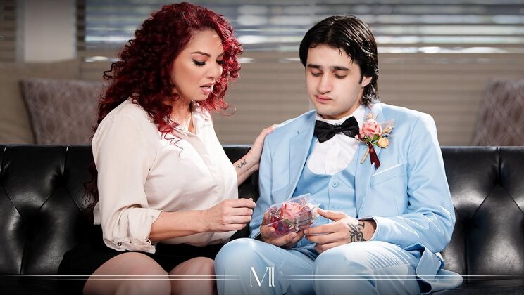 [ModernDaySins] - MILF Kiki D'Aire with Big Tits Gets Pounded Doggystyle - Kiki D'Aire - Elias Cash