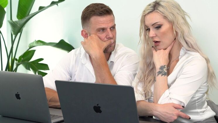 [PornWorld] - Blonde Kenzie Taylor’s Anal, Blowjob, and Cum-Filled Office Affair - Kenzie Taylor - Vince Karter