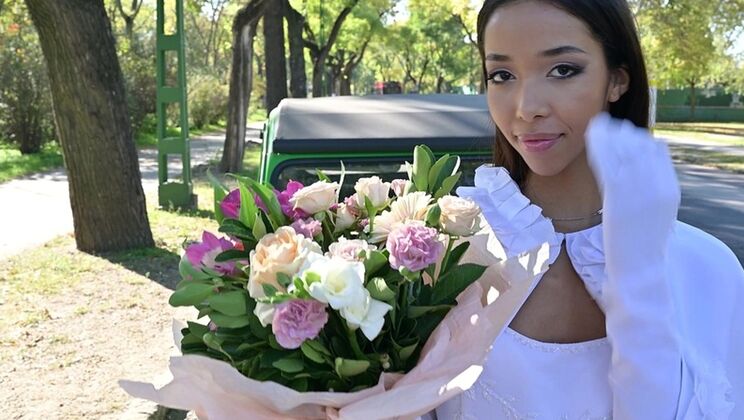 [PornWorld] - Lia Lin Bride Gets Cock from Photographer Helper - Jay Snakes - Lia Lin