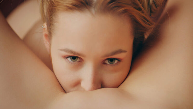 [SensualLove] - Kelly Collins' Eternal Desire to Lick Shaved Pussy - Kelly Collins - Evelin Elle