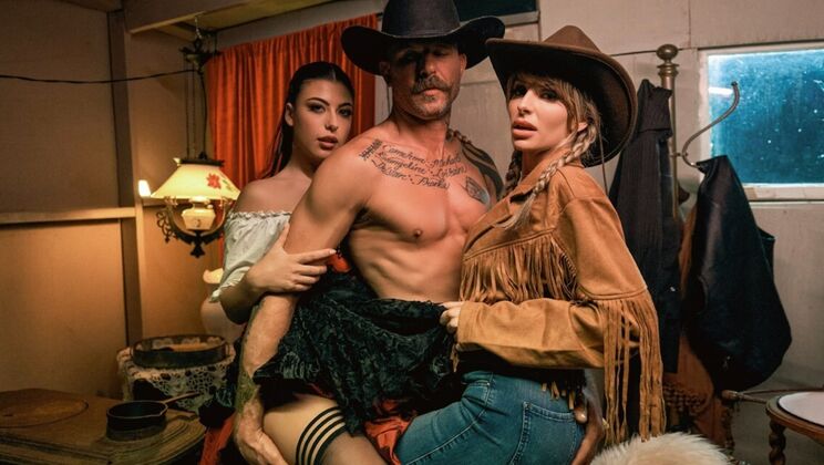 [DigitalPlayground] - Small Ass Brunette and Big Ass Blonde in FFM Threesome - Kimmy Granger - Scott Nails - Gal Ritchie