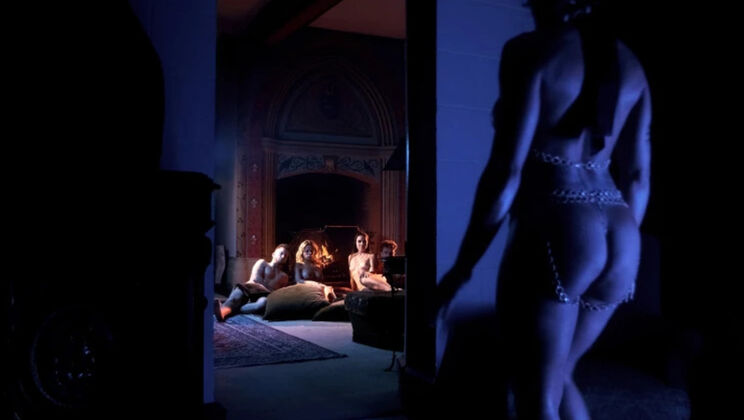 Center of the Orgy with Léa Pam